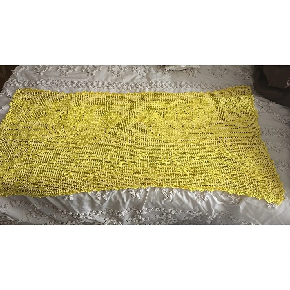 Lot‎ of Vtg Handmade Hand Stitched Crochet Floral Kitchen Hand Towels & Doilies